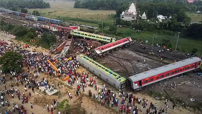 india muertos choque trenes - miaminews24